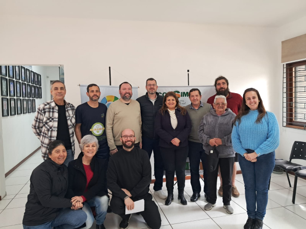 CIRC recebe representantes dos catadores e assembleia legislativa de santa maria para trat...